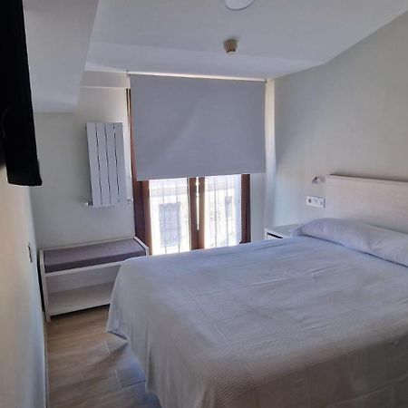 Hotel La Quinta Кю Екстериор снимка
