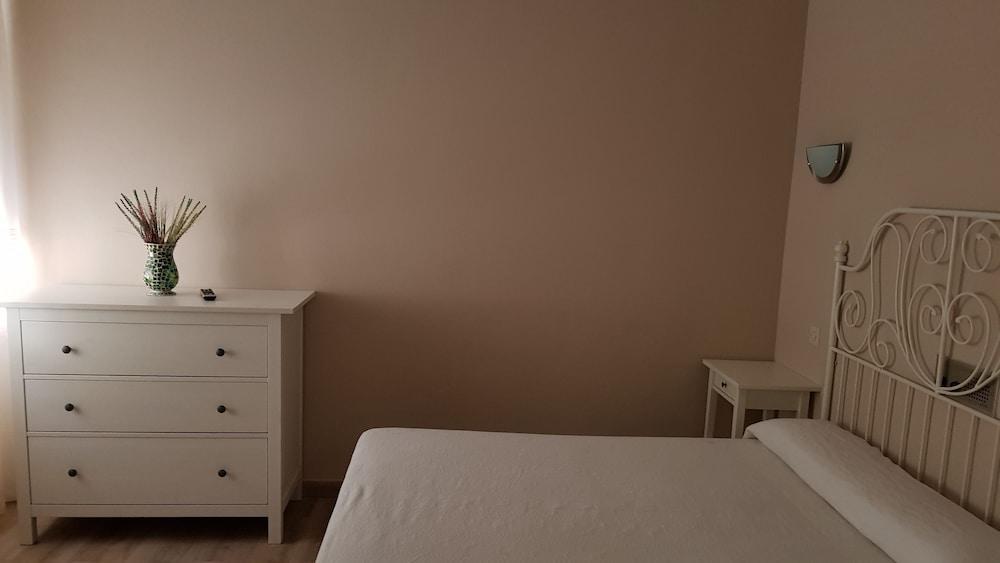Hotel La Quinta Кю Екстериор снимка