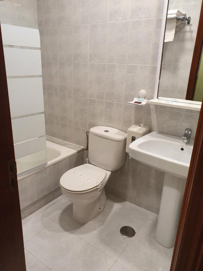 Hotel La Quinta Кю Екстериор снимка